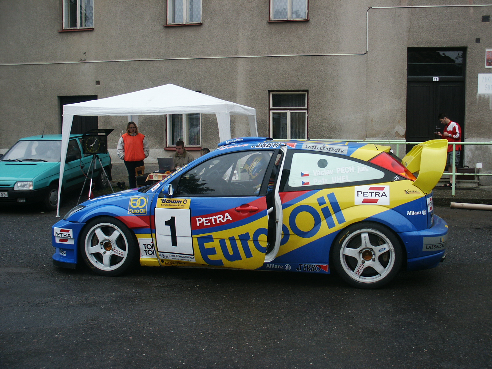 Ášín a Ford Focus WRC04