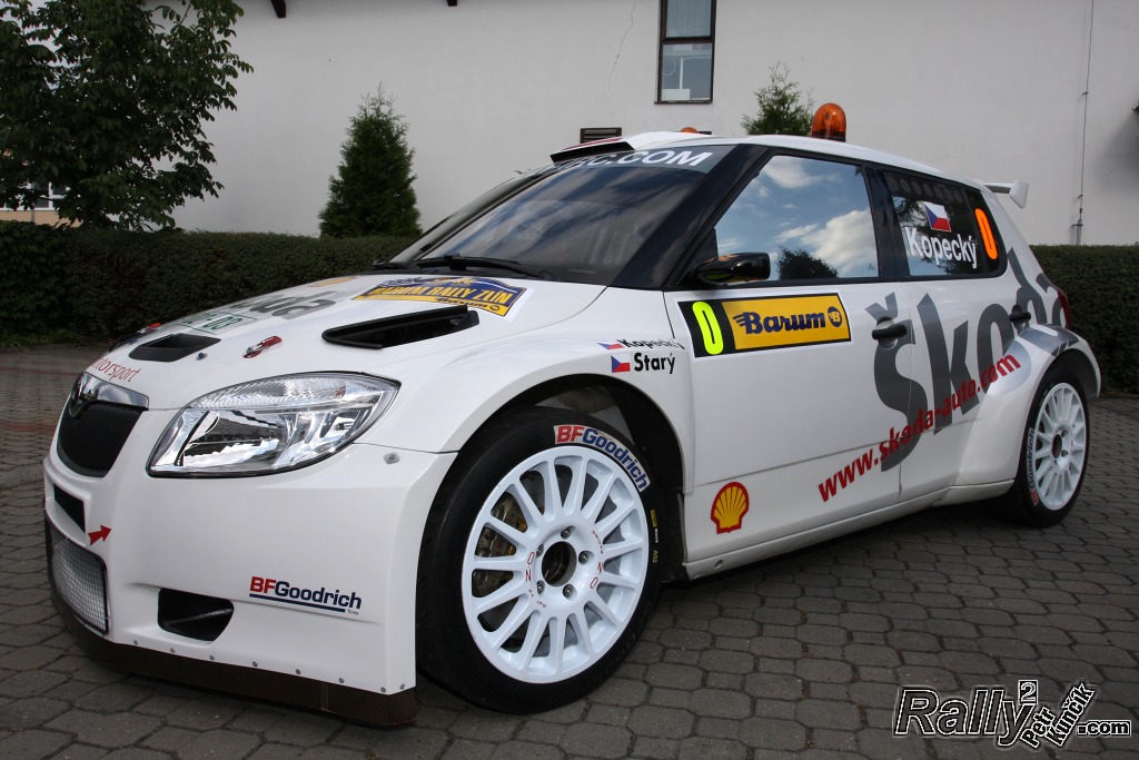 Škoda Fabia S2000